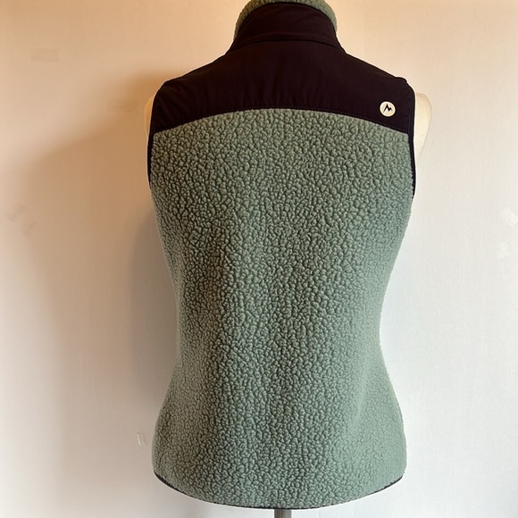 Marmot Wiley Vest in Sea fog- Nightshade Color  Women’s Size Smalll - Picture 6 of 14